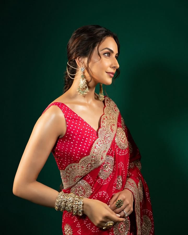 Rakul Preet red saree charming red saree look