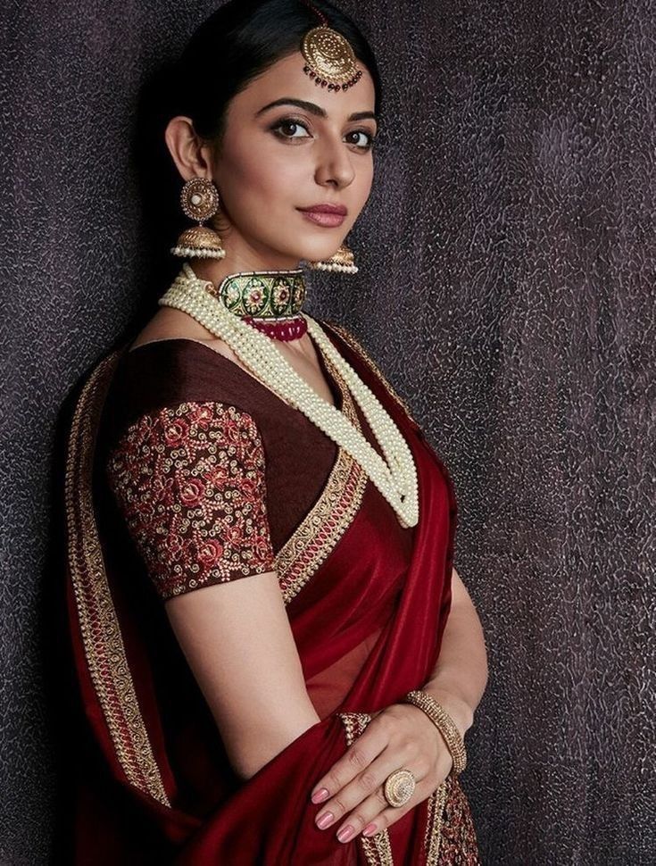 Rakul Preet red saree south indian look 