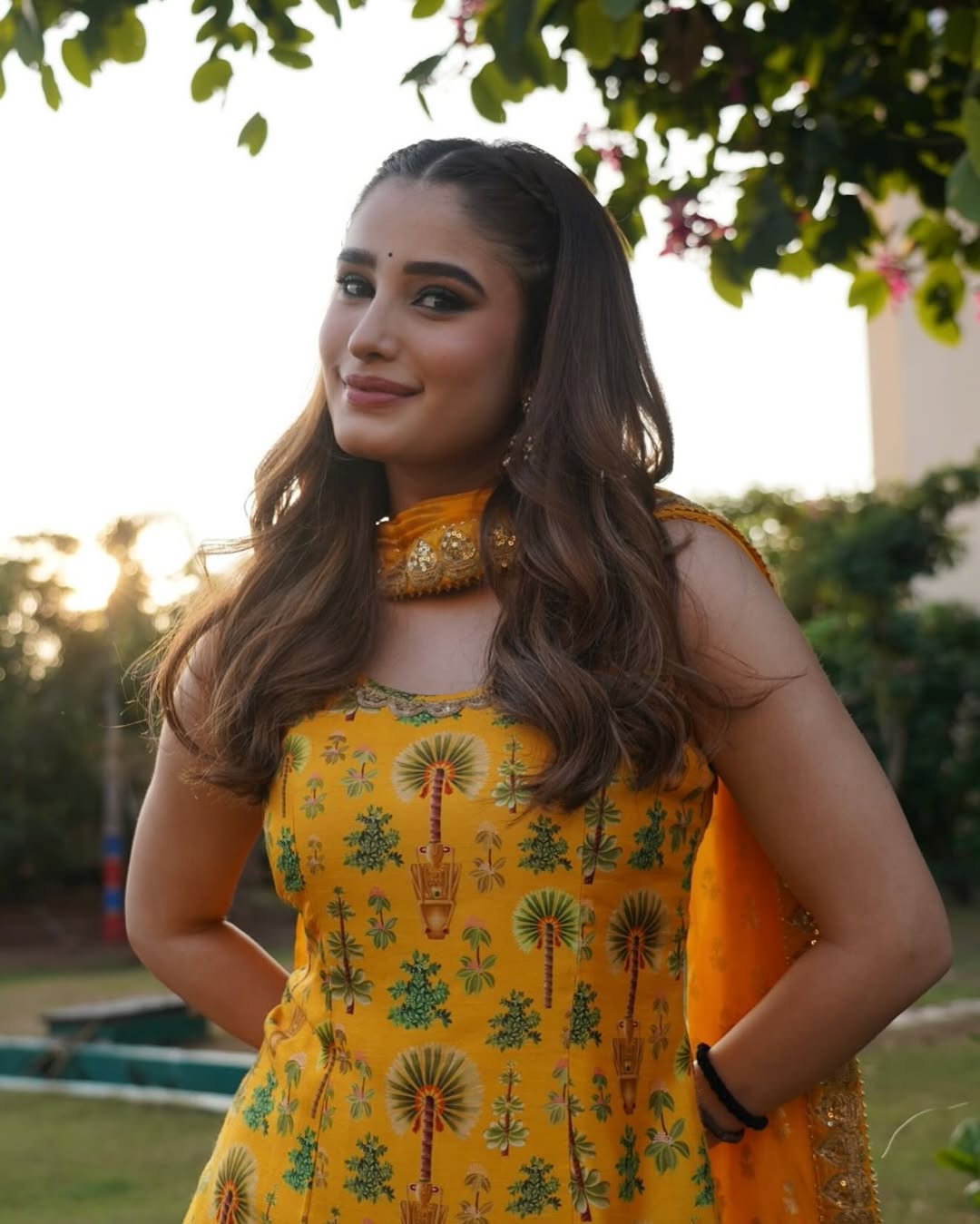 Rasha Thadani hd images in yellow sleeveless suit