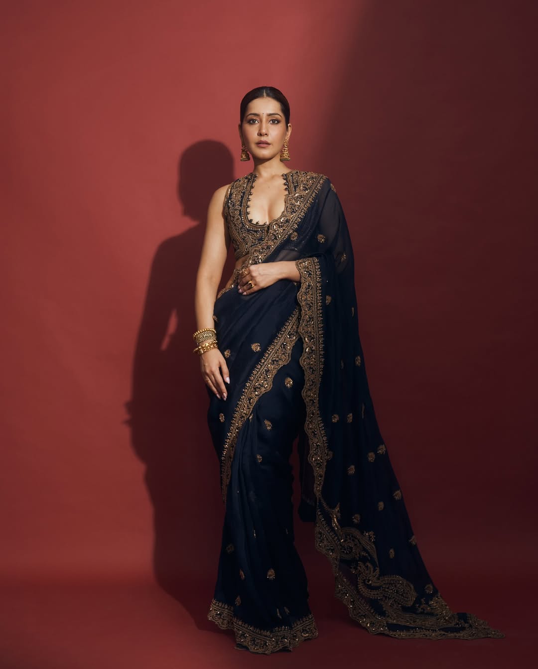 Rashi Khanna black saree deep neck