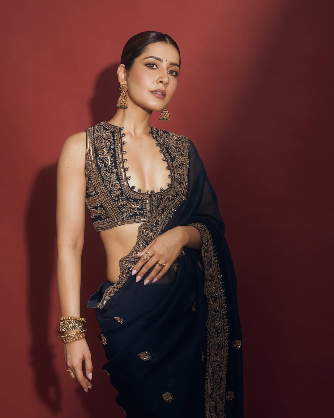 Rashi Khanna black saree Indian festival look