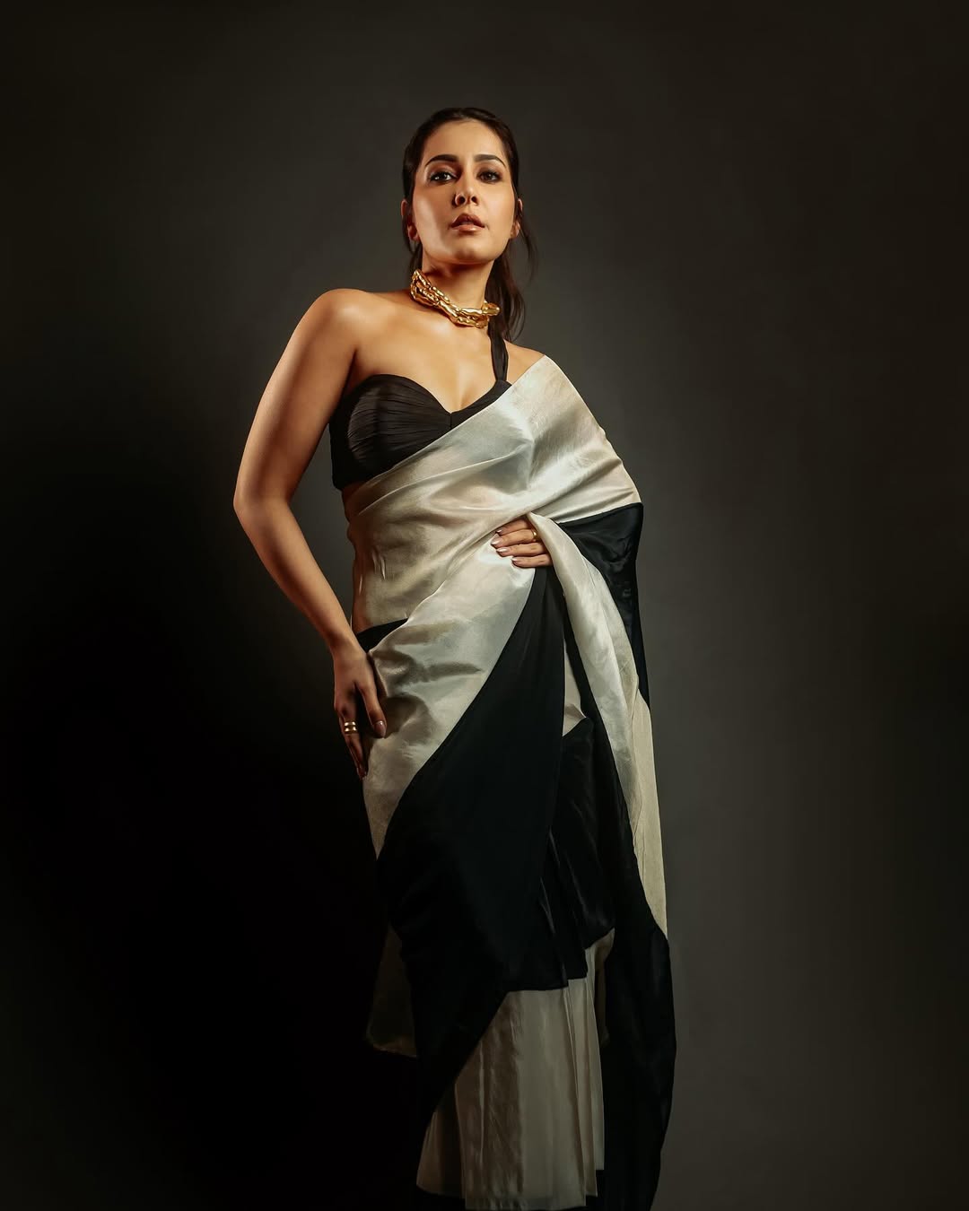 Rashi Khanna black saree off shoulder