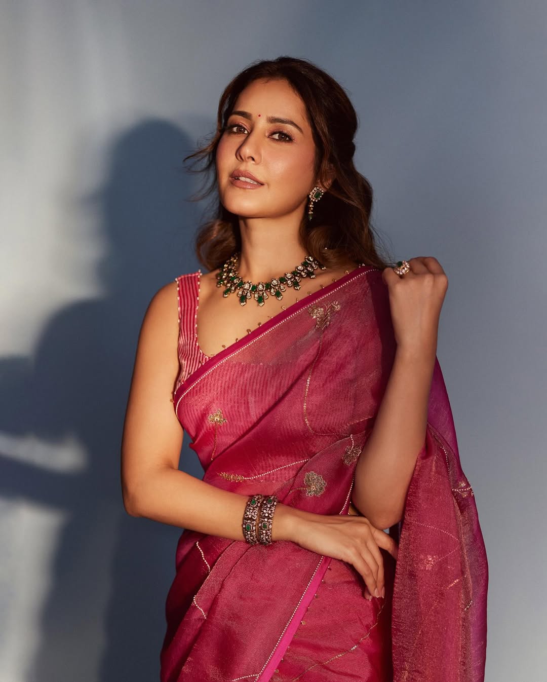 Rashi Khanna in pink saree traditional look