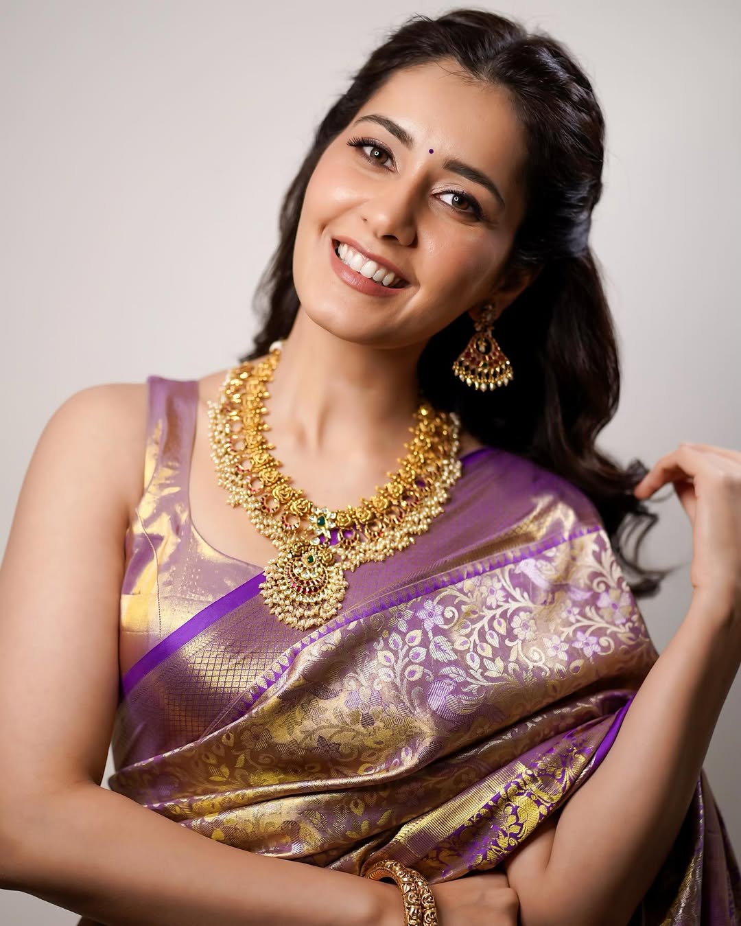 Rashi Khanna in silk saree wedding look