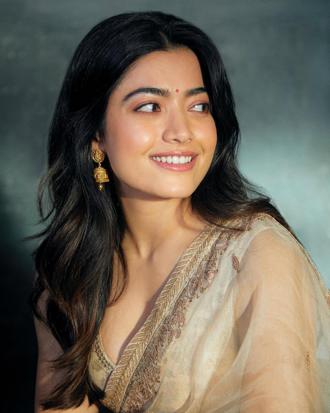 Rashmika Mandanna cotton saree photo natural beauty