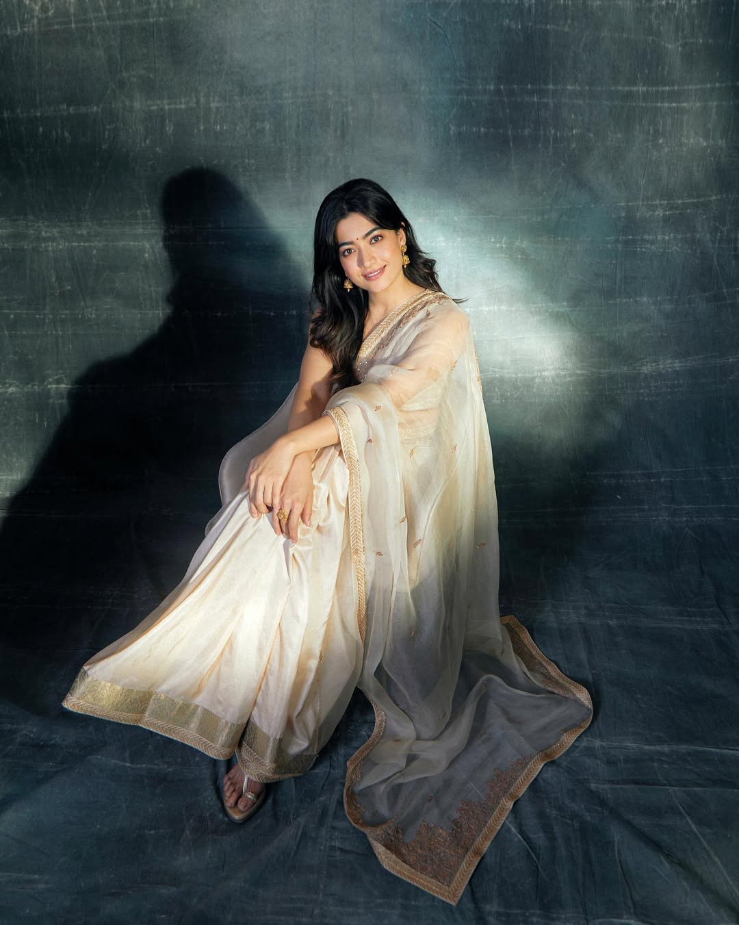 Rashmika Mandanna cotton saree photo simple yet classy