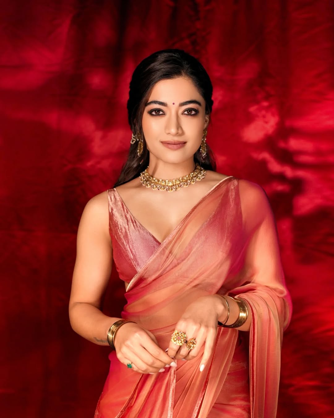 Rashmika Mandanna pink saree beauty in charming pink saree